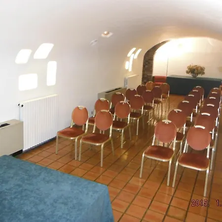 Hotel Grand De L'univers Amiens