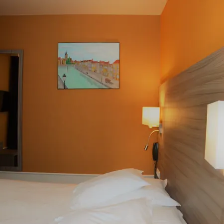 Grand De L'univers Hotel Amiens