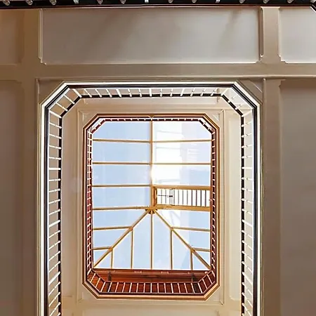 Grand De L'univers Hotel Amiens