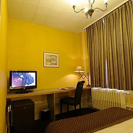Hotel Grand De L'univers Amiens