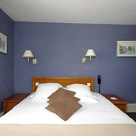 Grand De L'univers Hotel Amiens