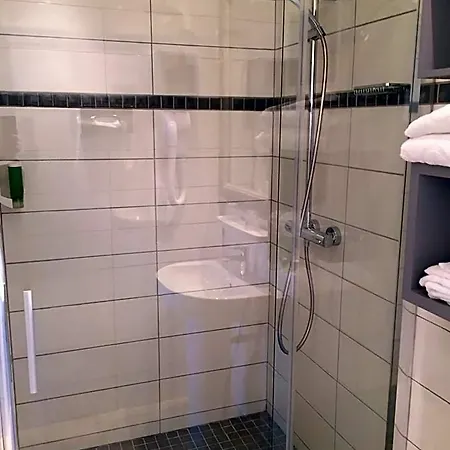 Hotel Grand De L'univers 3*