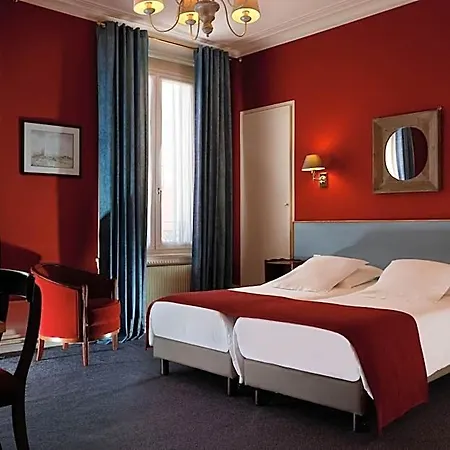 Grand De L'univers Hotel