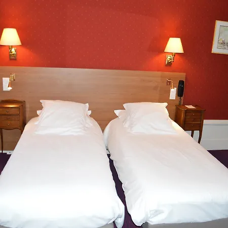 Grand De L'univers Hotel Amiens
