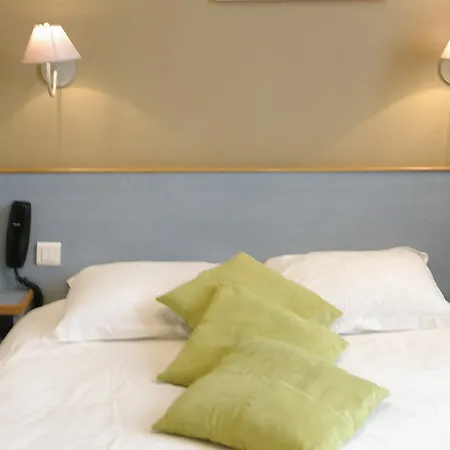 Grand De L'univers Hotel 3*