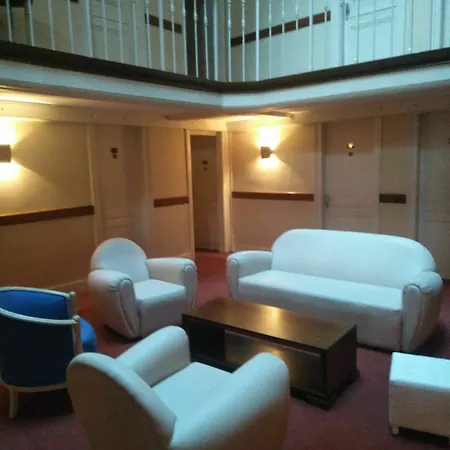 Grand De L'univers Hotel 3*