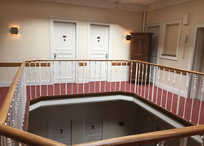 Grand De L'univers Hotel