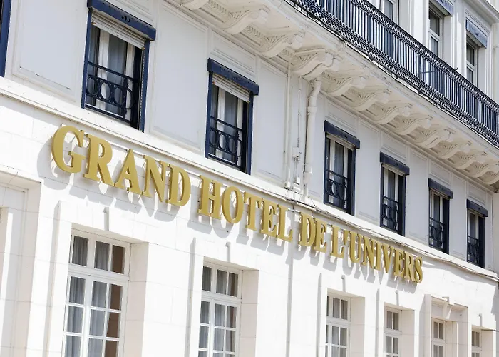 Grand De L'univers Hotel